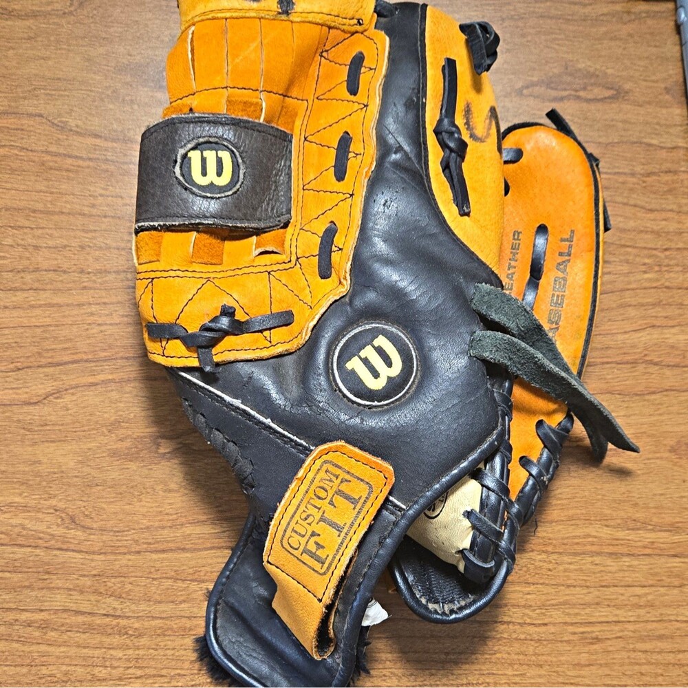 Wilson MLB A2451 11" Youth Baseball Glove Custom Fit Left Hand WTA2451 VTG